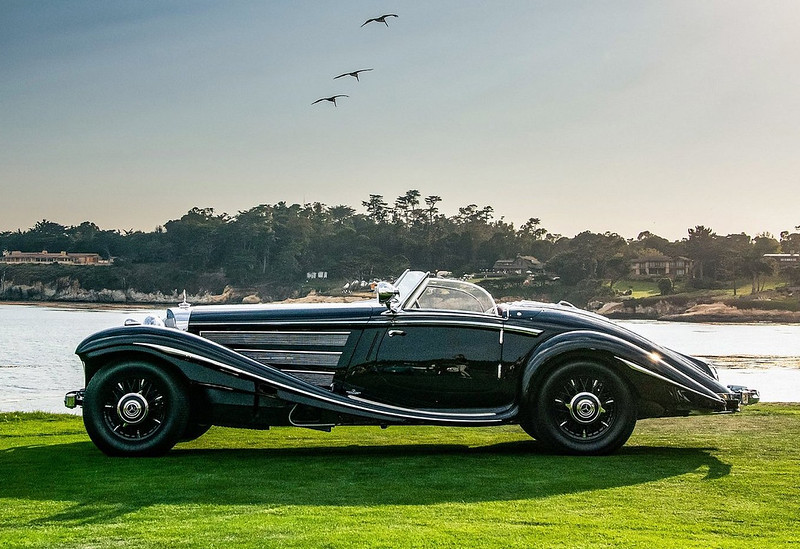 1937年型メルセデス・ベンツ540Kスペシャル・ロードスターがペブル