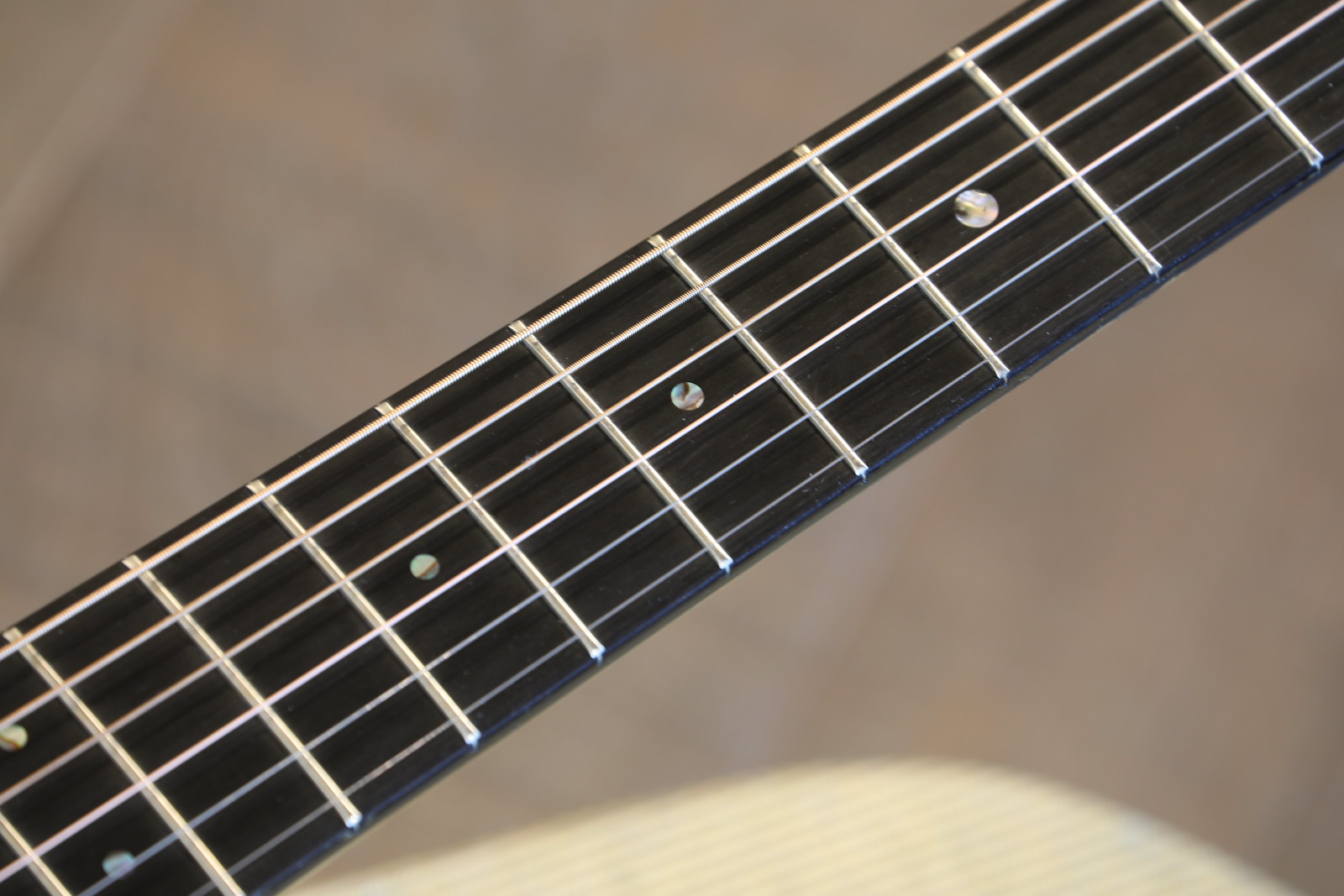 1997 Martin D-18V MS Vintage Series Acoustic Guitar Natural + OHSC