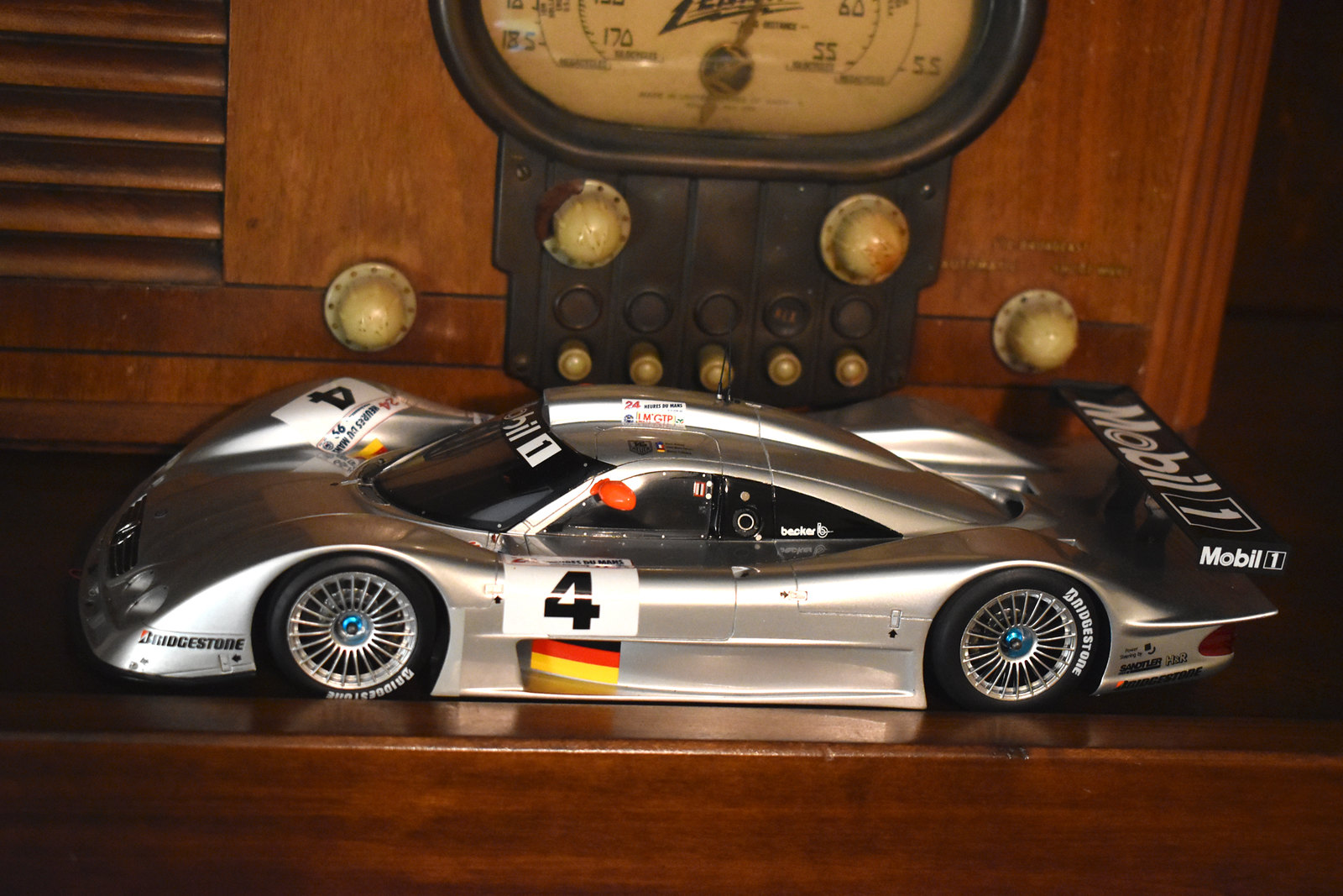 Spark 1999 Mercedes-Benz CLR #4 LM GTP | DiecastXchange Forum