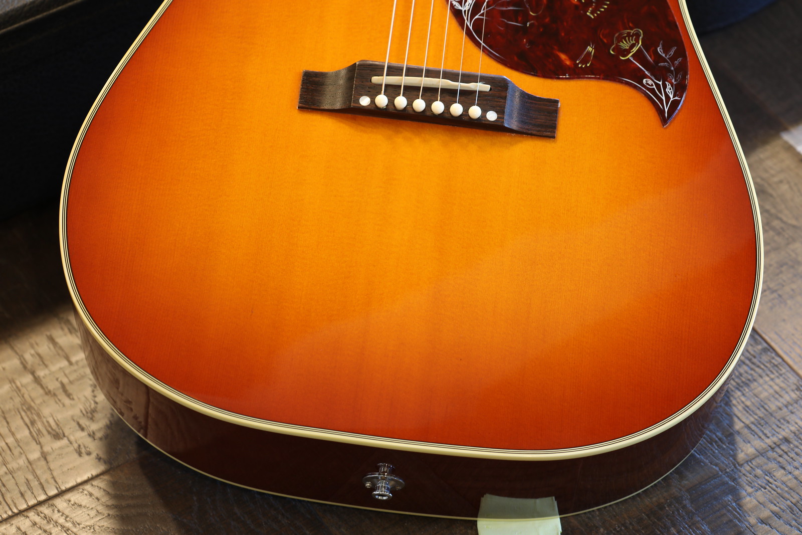 2002 Gibson Hummingbird Standard Acoustic Guitar Lightburst + OHSC