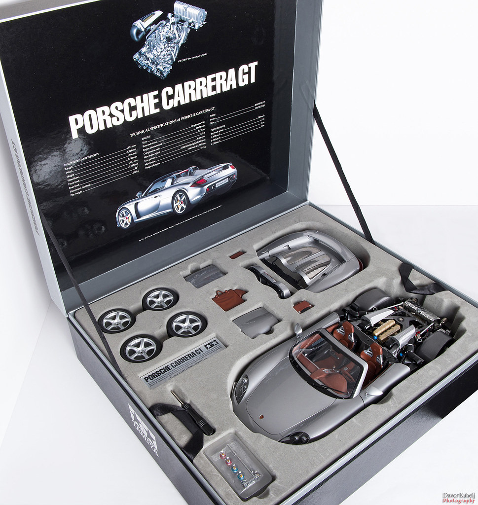 Tamiya Porsche Carrera GT 1/12 01 | Ultra-detailed, Semi-Ass… | Flickr