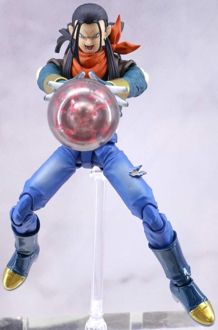 ドラゴンボールGT S.H.Figuarts 超17号【商品仕様・画像】展示画像(2枚