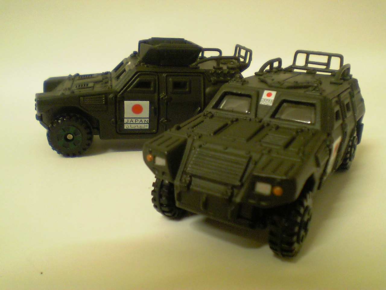 トイザラス限定 自衛隊2台セット : おもちゃ雑記帖【静岡版】