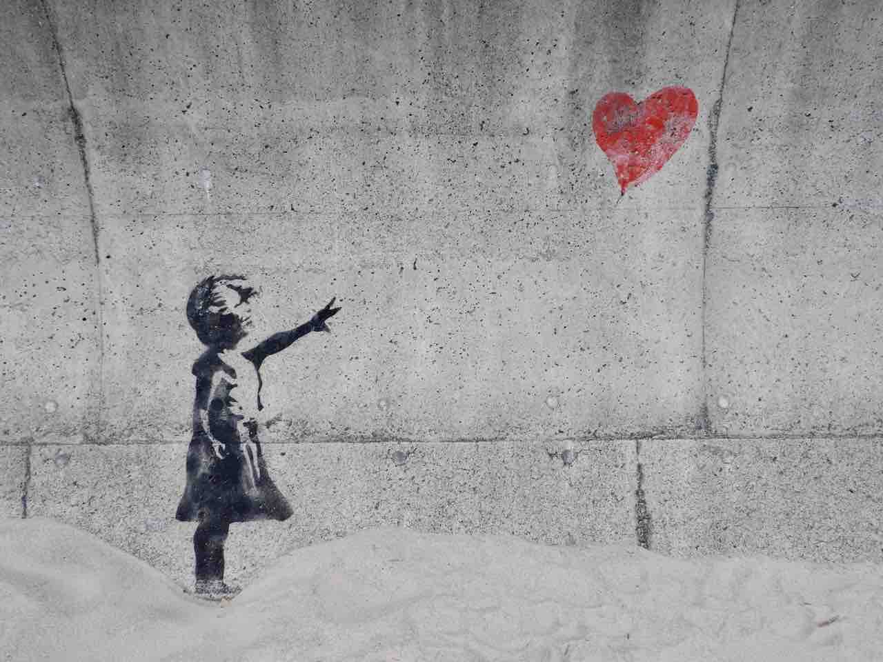 茨城】茨城のバンクシー“風船と少女” : 何度でも訪れたい日本の風景