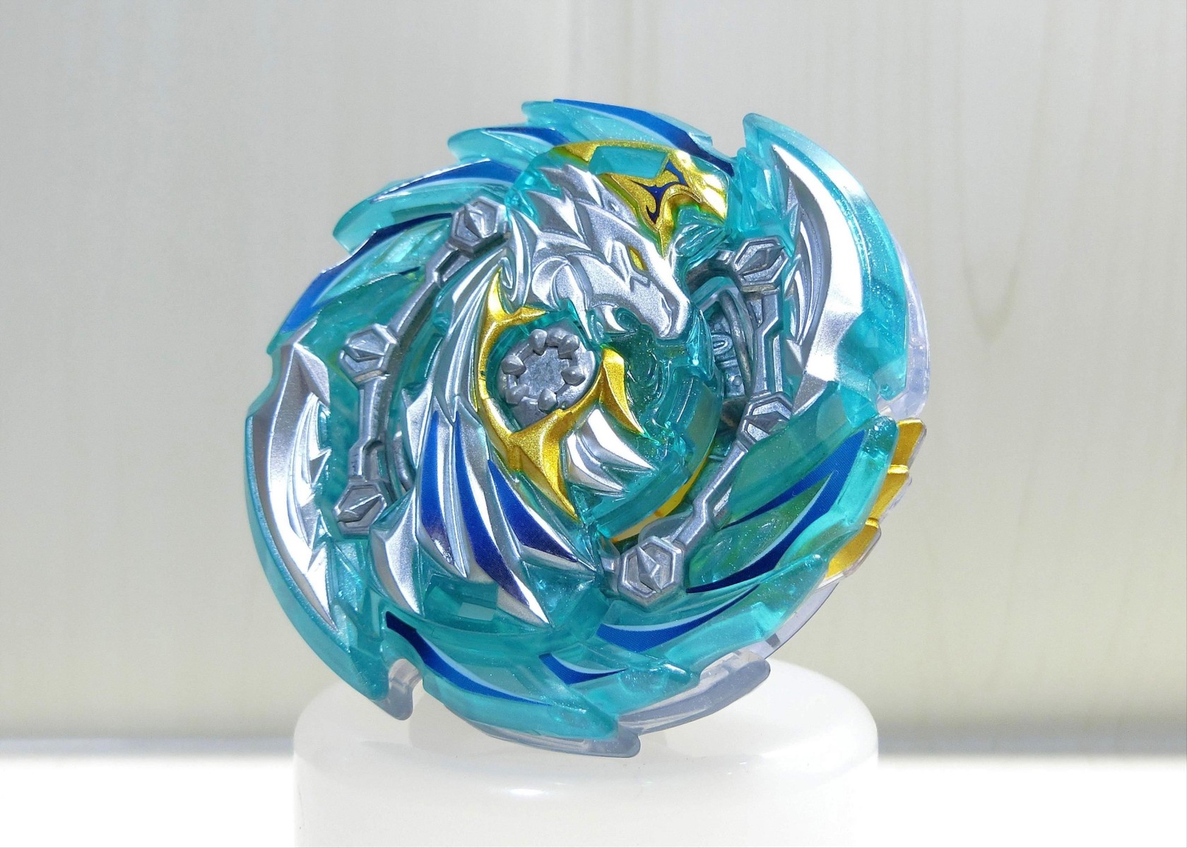 ベイブレードバースト B-148 ヘヴンペガサス.10P.Lw 閃」レビュー