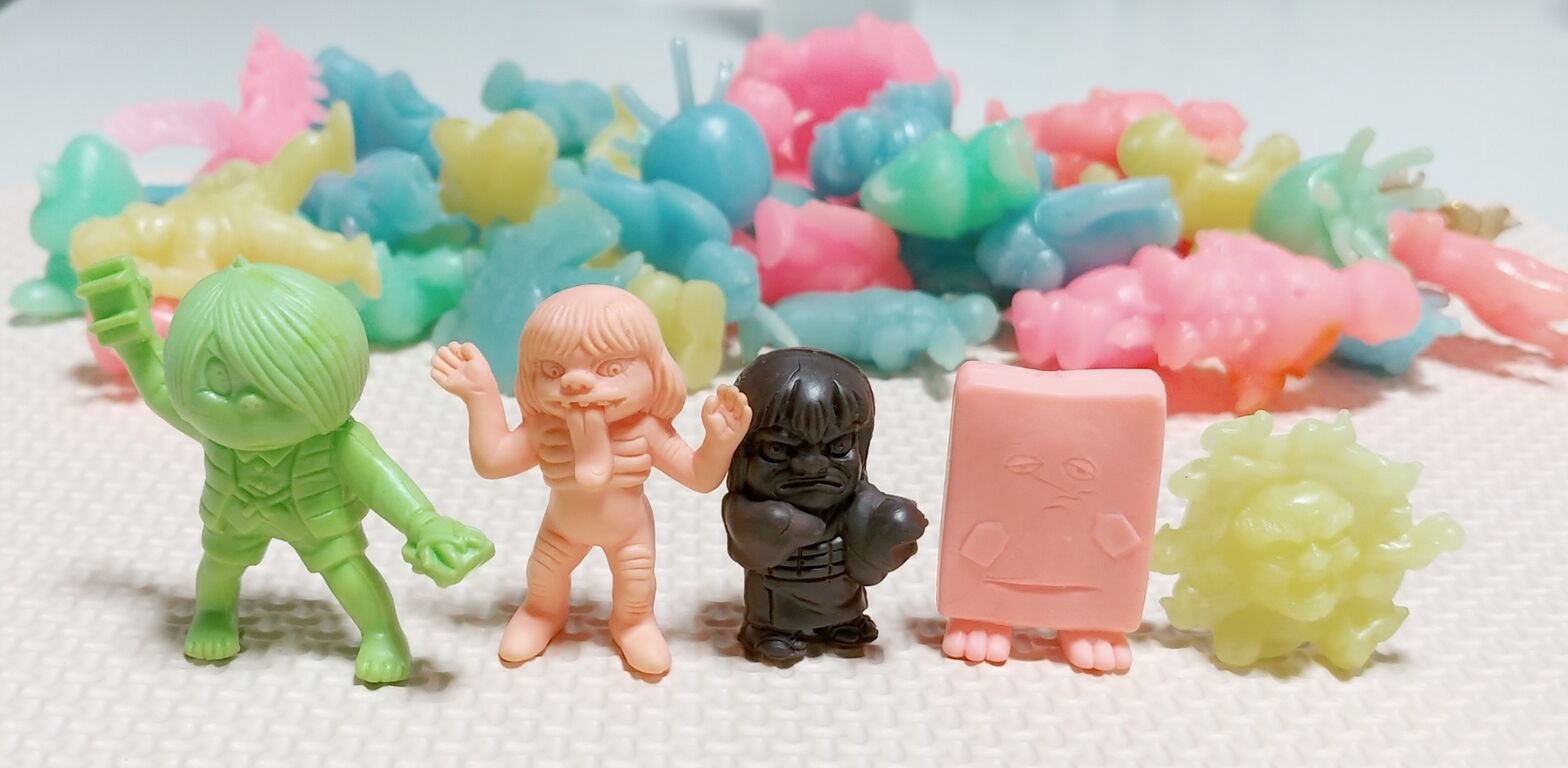 纏め開封&複製日記 ファミコンチョコ メトロイド ギガ パーツ 蓄光