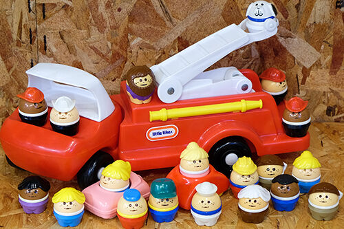 日はリトルタイクス社が、生み出したタマゴ型人形の「トドルトッツ」を