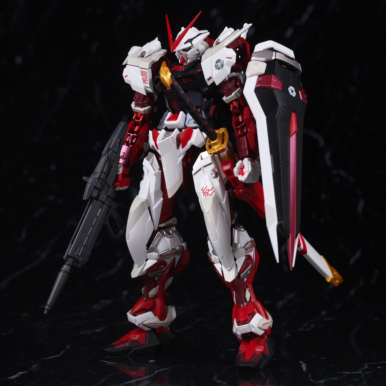 METAL BUILD ガンダムアストレイ レッドフレーム -PROJECT ASTRAY