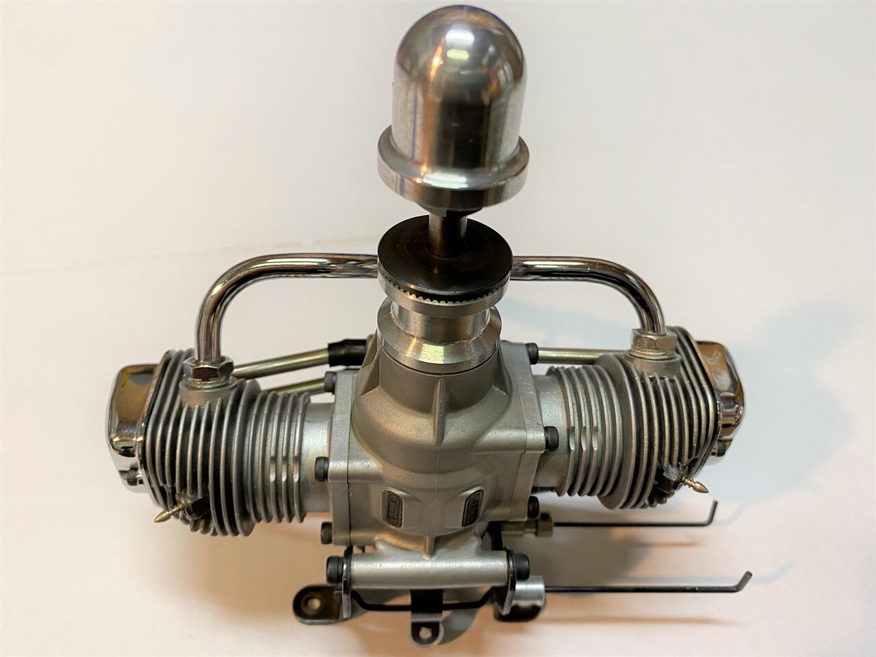 ラジコン飛行機 エンジン SAITO FA-91 4ストローク マフラー付き