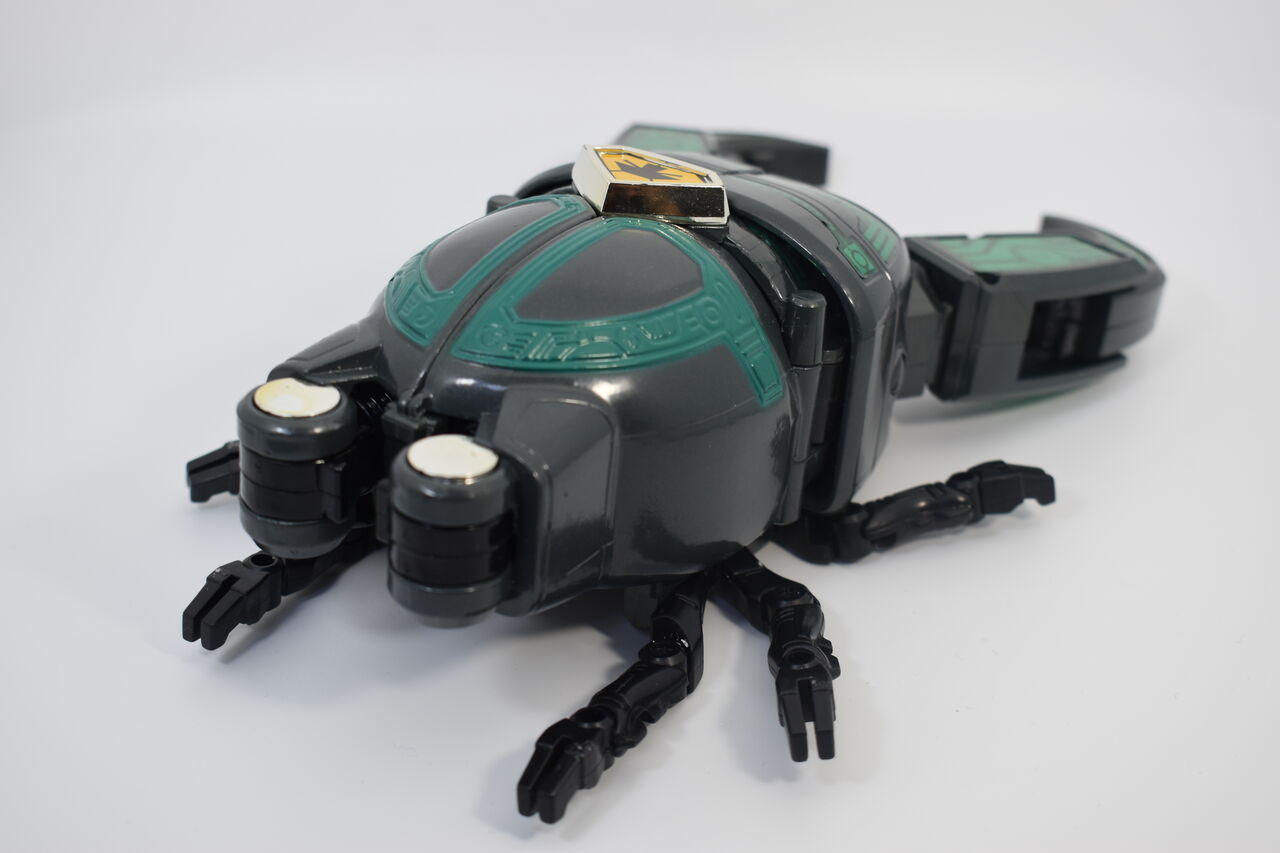 BEETLE BORGS METALLIX DELUXE TRANSFORMING BORON レビュー : ハニワ