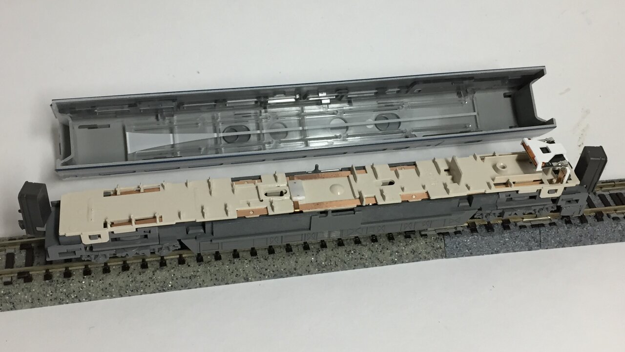 KATO 100系/700系に室内灯を装着 : KurekouPortal