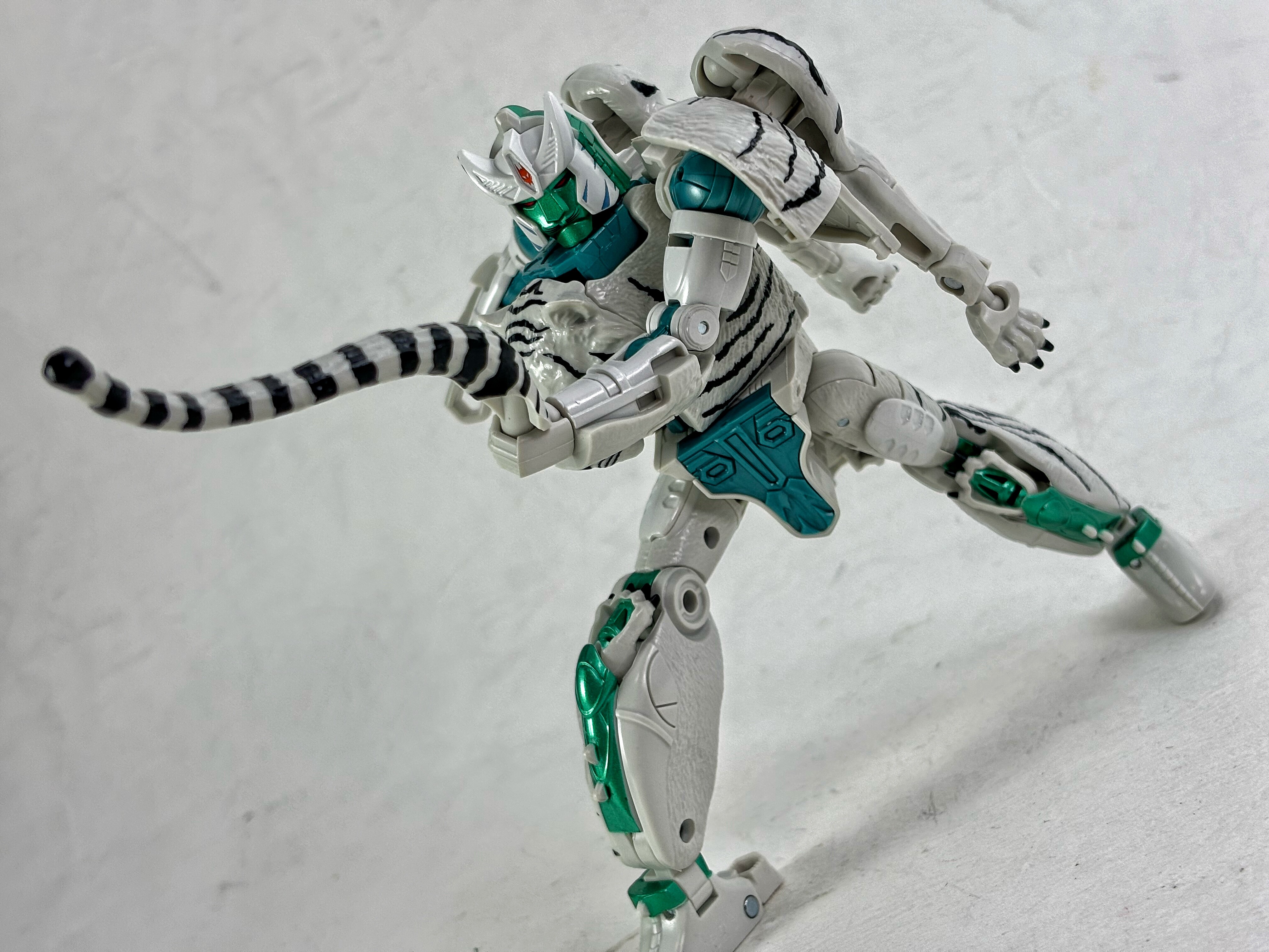 ビーストウォーズアゲイン BWVS-04 執念の対決 タイガトロン レビュー