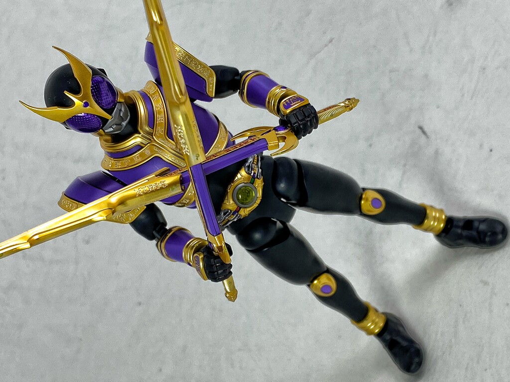 Figure-rise Standard 仮面ライダークウガ ライジングタイタン