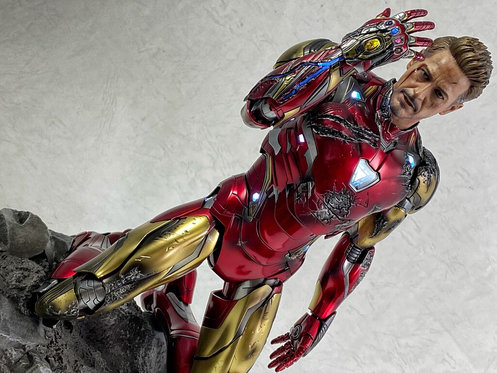 ホットトイズ アイアンマン マーク85(バトルダメージ版) レビュー