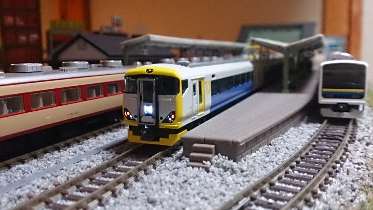 鉄道模型】マイクロエース・257系500番台 房総特急 (その1) : 鶴岡畳