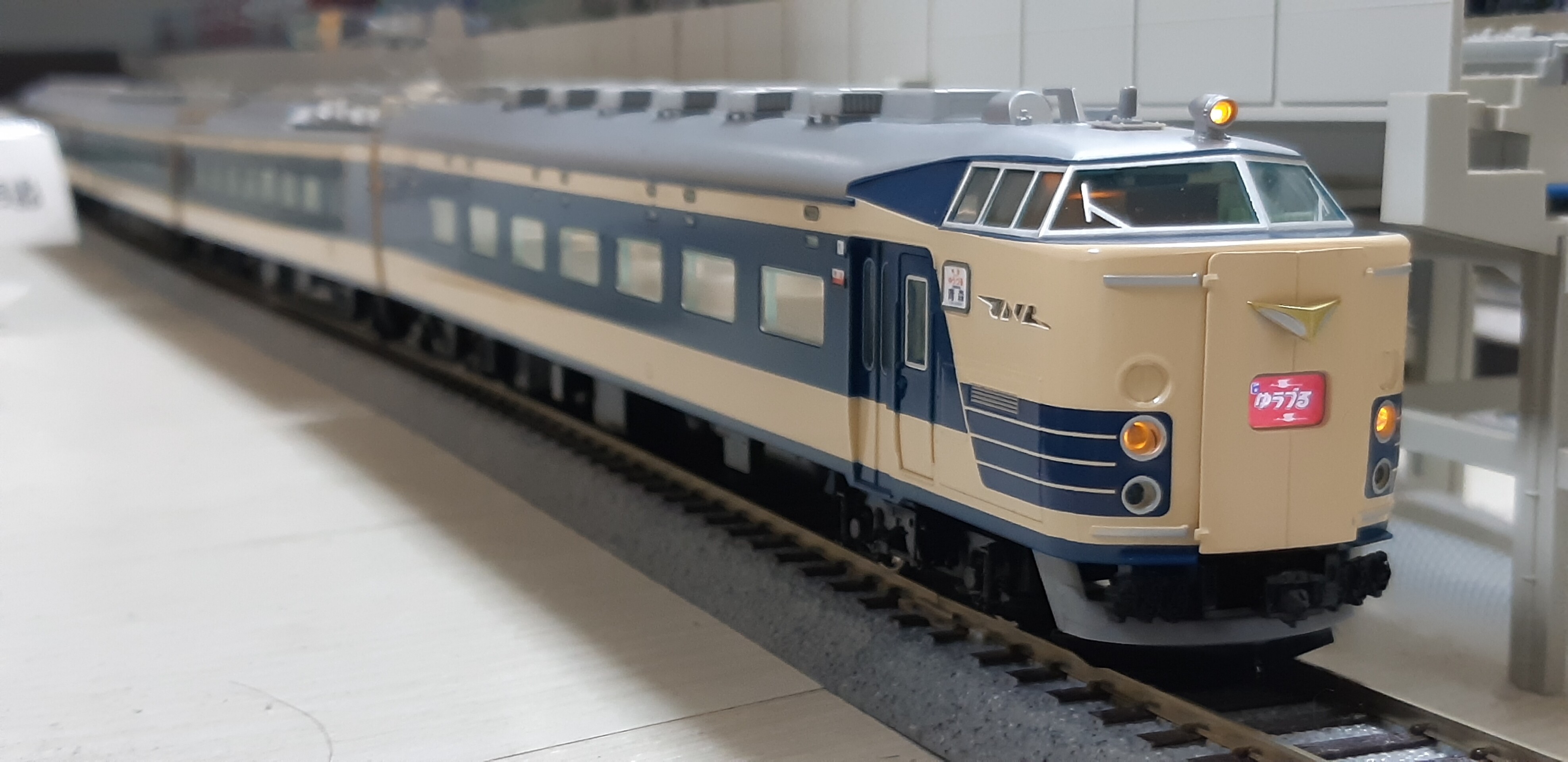 TOMIX HO-019 国鉄 583系 13両フル編成の精密加工整備 その① : （仮称