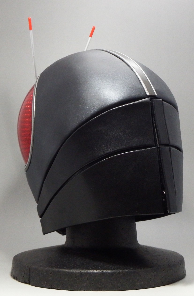 フルスクラッチ「仮面ライダーBLACK RX 1/1マスク Ver.2」 : 空想玩具
