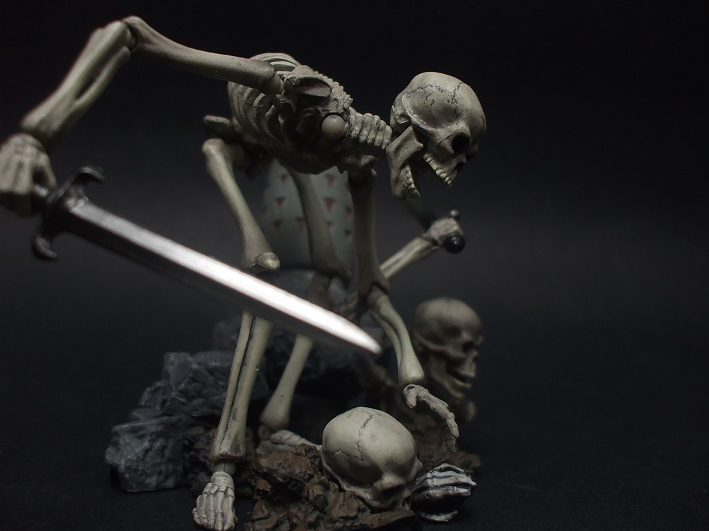 海洋堂 特撮リボルテック Series No.020 骸骨剣士 レビュー : きんけつ