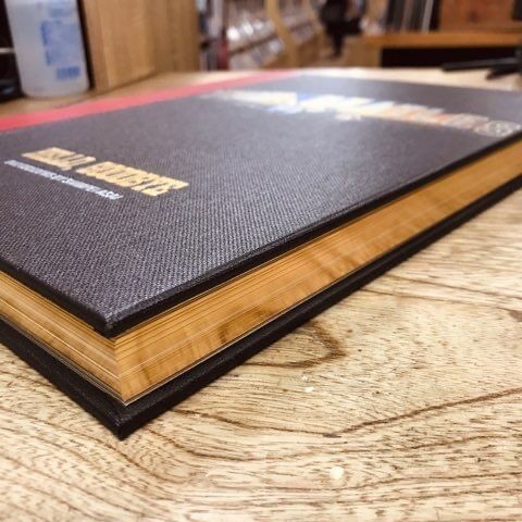 サイン入！浅井慎平撮影 ビートルズ写真集『HELLO,GOODBYE』(GENESIS