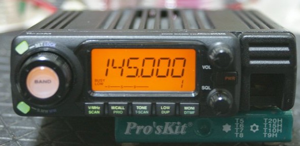 IC-208 周波数ダイヤルがすべる : JHGのブログ