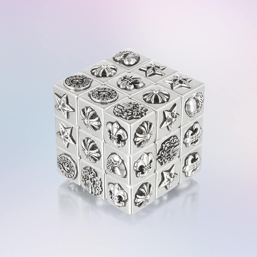 クロムハーツが半ば狂気を感じるシルバー製のルービックキューブを製作