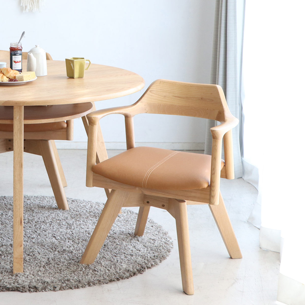 ダイニングチェア 座面高44cm 回転 肘掛け付き 木製フレーム