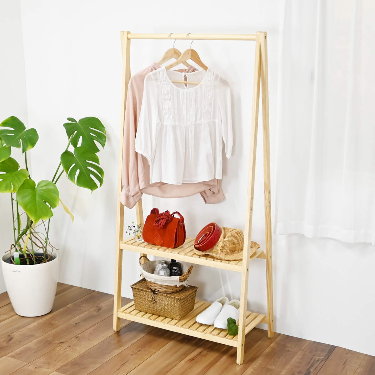 ハンガーラック A型 2段棚付 天然木フレーム 幅75cm （ ハンガー