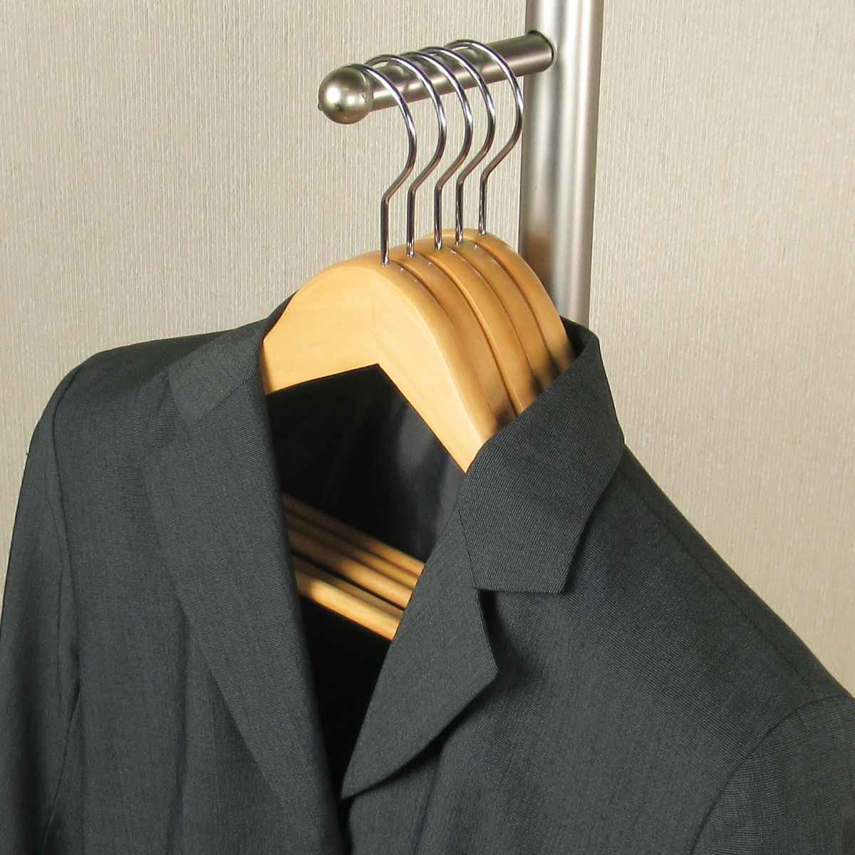 ハンガー 木製ハンガー 5本組 （ 衣類収納 天然木 洋服ハンガー バー