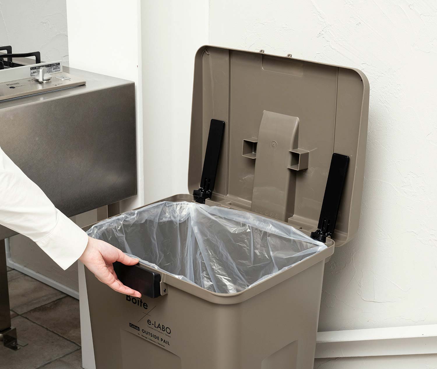Boite×e-LABO タッチOPENペール 70L | 商品情報 | 株式会社LIV PLUS