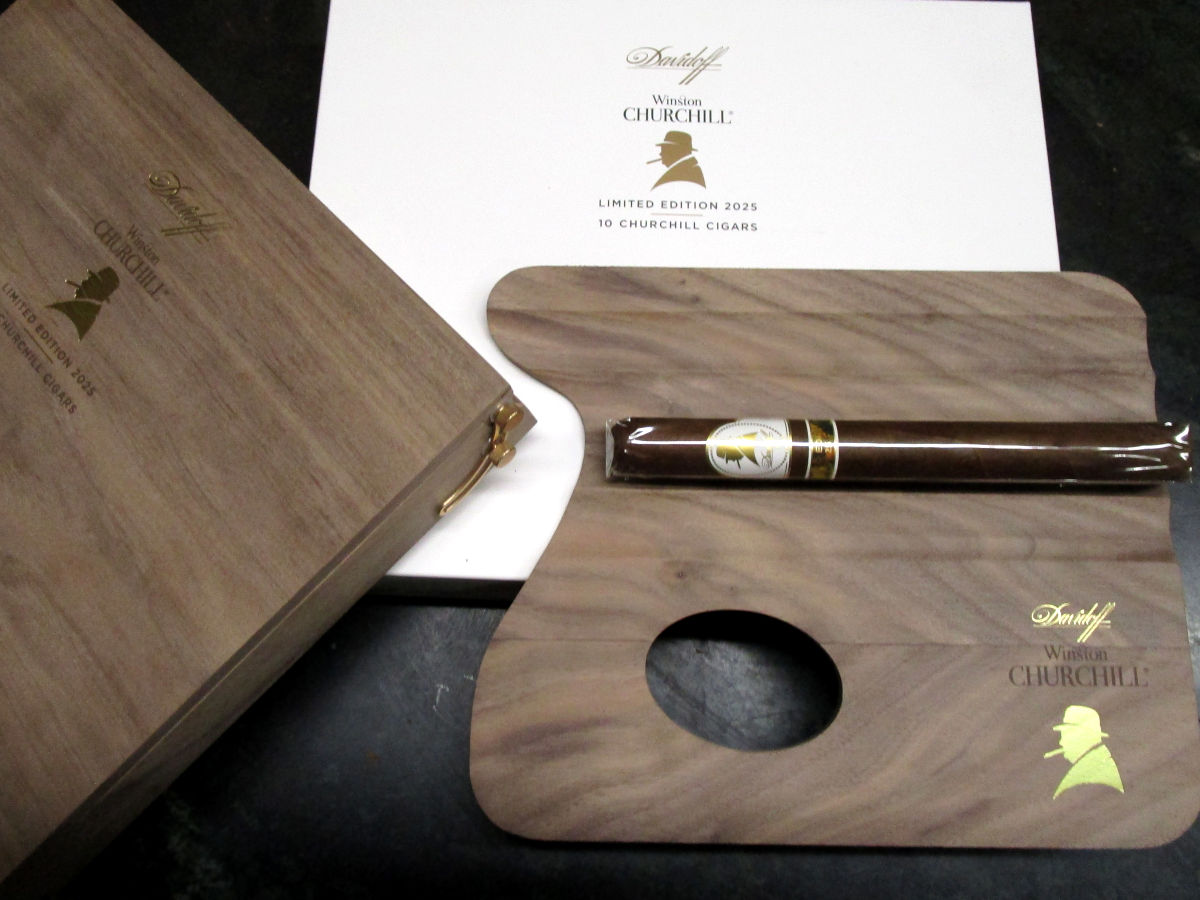 Davidoff Winston Churchill Limited Edition 2025 - Box - L.J. Peretti