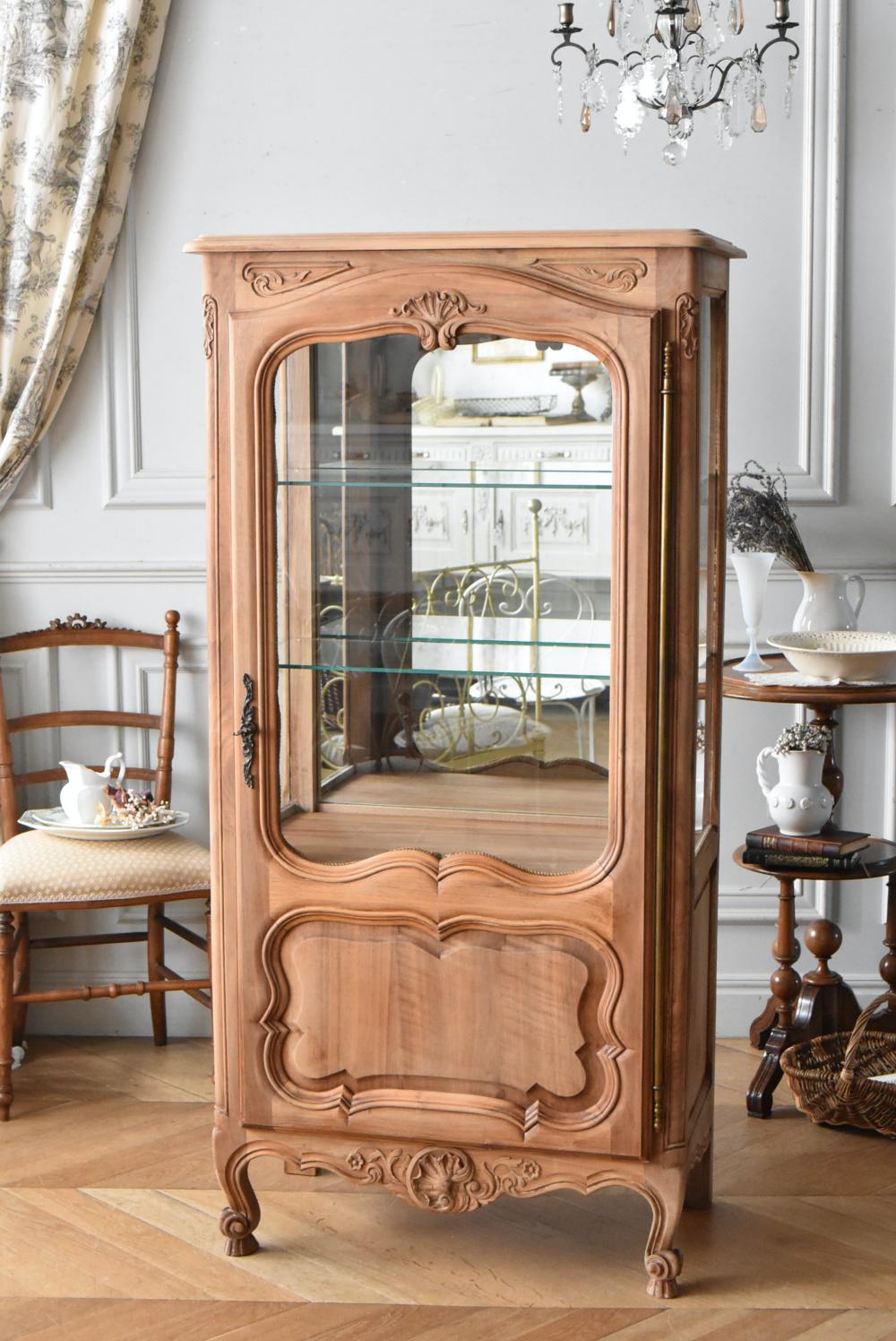 フランスヴィンテージ家具 3面ガラスキャビネット.8 フレンチインテリア