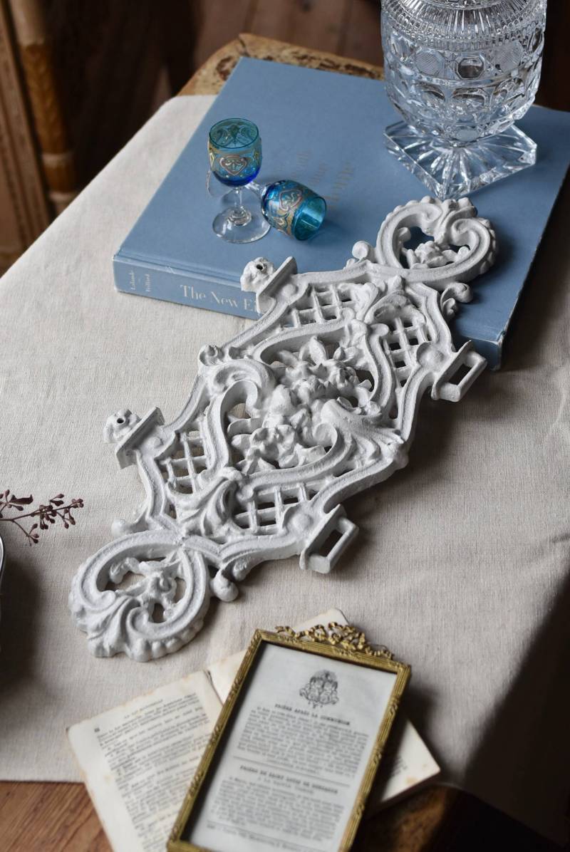 アンティークオブジェ.鋳物2 ウォールデコレーション フランス