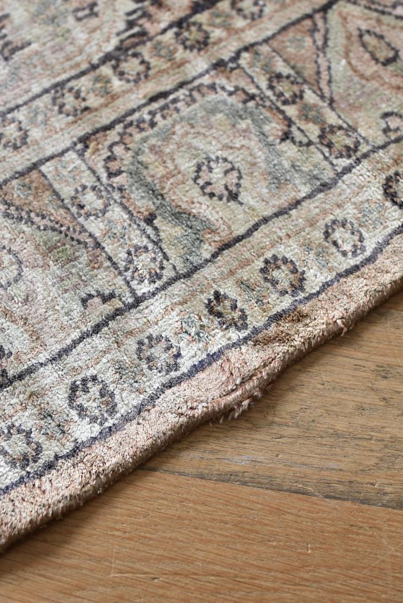 ヴィンテージラグ.52 トライバルラグ 部族絨毯