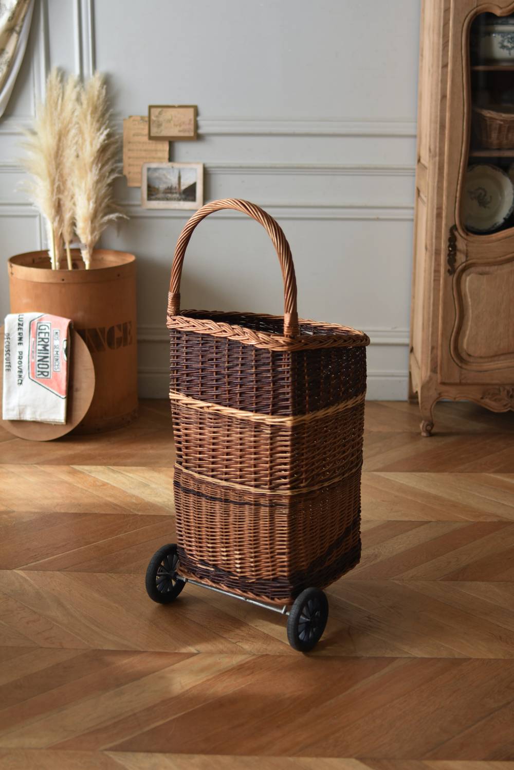 ショッピングカート.6 フランスヴィンテージ家具 ナチュラルバスケット