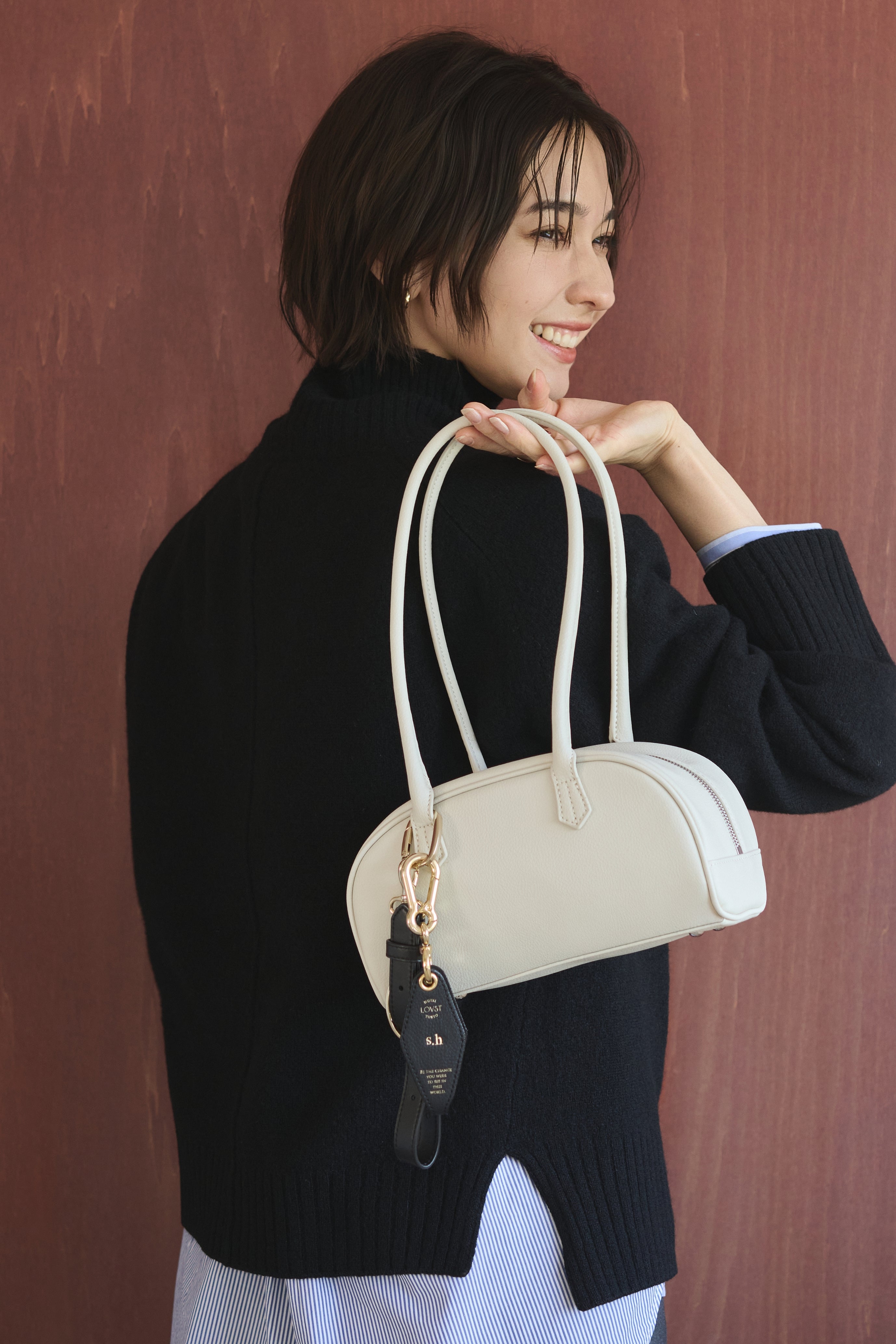 国産アップルレザー製「Apple Half-moon Boston Bag」| LOVST TOKYO