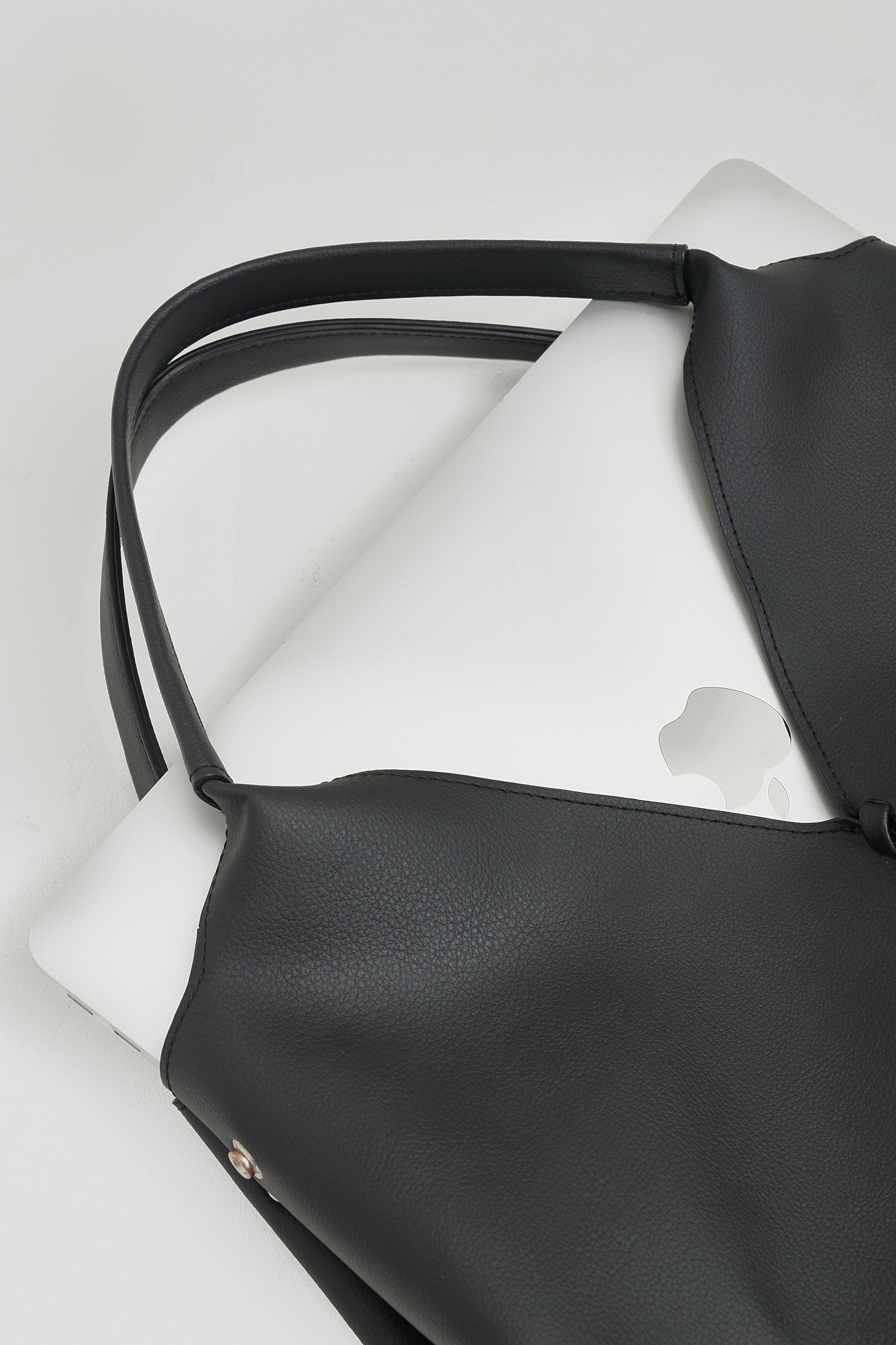 Grape Vine Tote Bag | LOVST TOKYO, グレープレザー, ヴィーガン