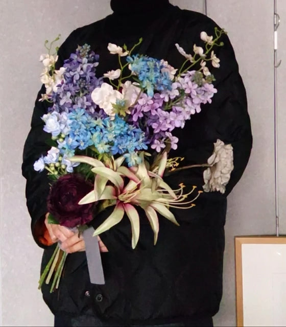 アーティフィシャルフラワー 華やかなブルー×グリーンブーケ