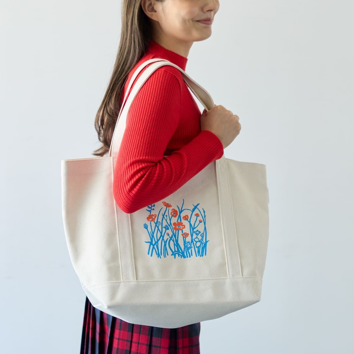 Afternoon Teaの「2026年福袋」が豪華すぎる！ 大きめトートに人気紅茶