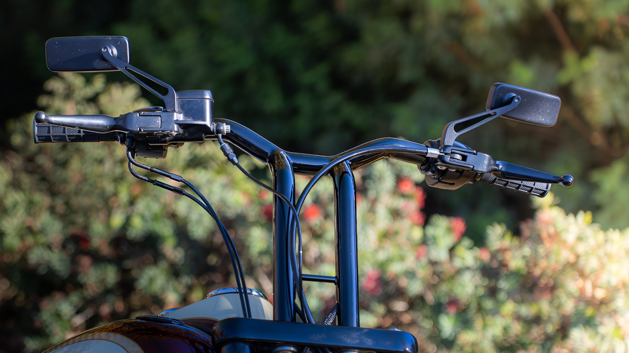 Lucky 13 Bar - Dyna, Softail, Sportster, Bagger | LuckyDaves