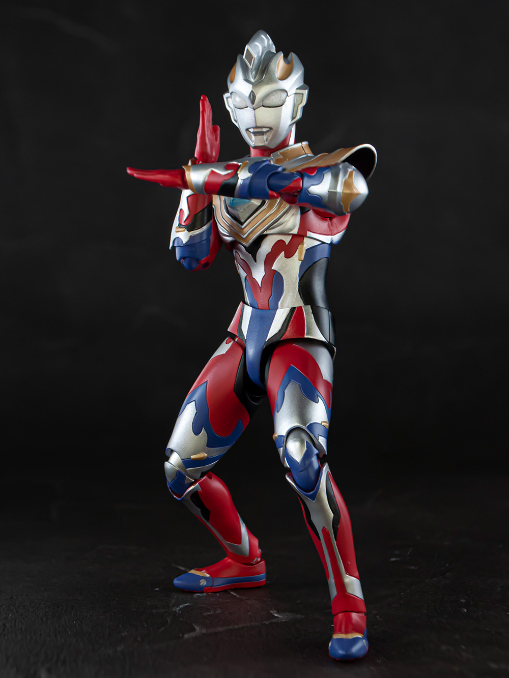 変幻自在、神秘の光！「S.H.Figuarts ウルトラマンゼット ガンマ
