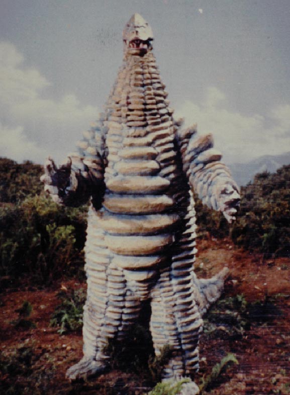 どくろ怪獣 レッドキング – 円谷ステーション – ウルトラマン、円谷