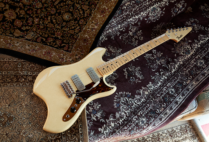 FenderからKing Gnu 常田大希と新井和輝のシグネイチャーモデルが