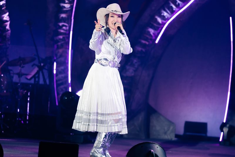 デビュー50周年！松任谷由実 恒例の苗場ライブを開催！一般先行予約