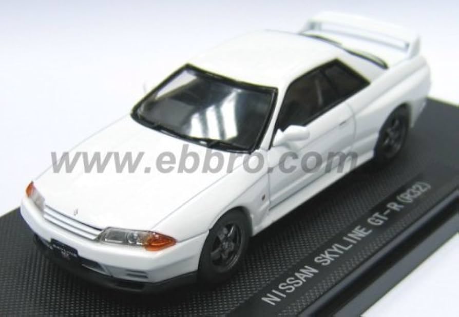 Amazon | エブロ 1/43 ニッサン スカイラインGT-R (R32) ホワイト 完成