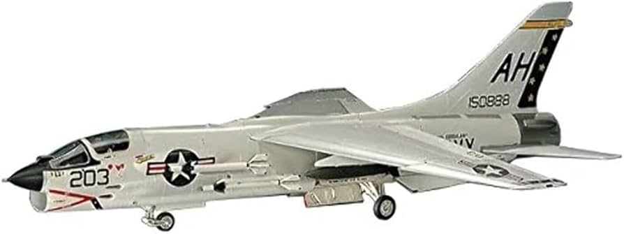 Amazon | ハセガワ 1/72 アメリカ海軍・海兵隊 艦上戦闘機 F-8E