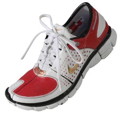 Amazon.co.jp: トランスフォーマー スポーツレーベル コンボイ