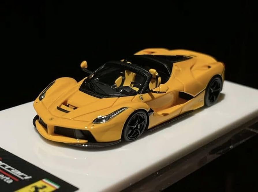 Amazon | 1/64 DMH ラフェラーリ Laferrari aperta 黄色 | ミニカー