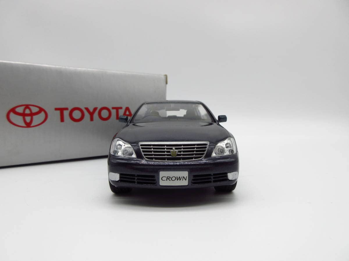 Amazon | 1/30 トヨタ クラウン ロイヤルサルーン 180系 ゼロクラウン