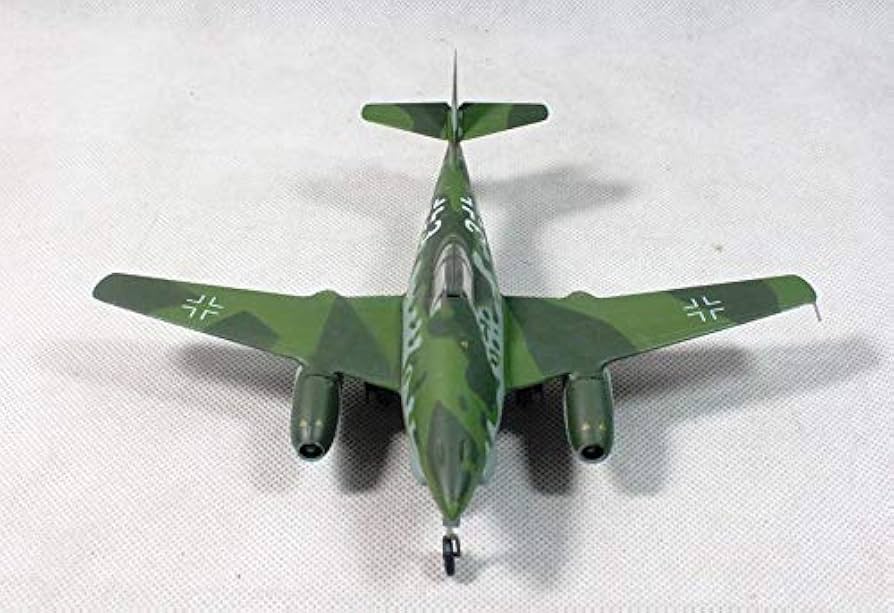 Amazon.co.jp: 1:144 軍用機、第二次世界大戦ドイツ Me-262 ジェット