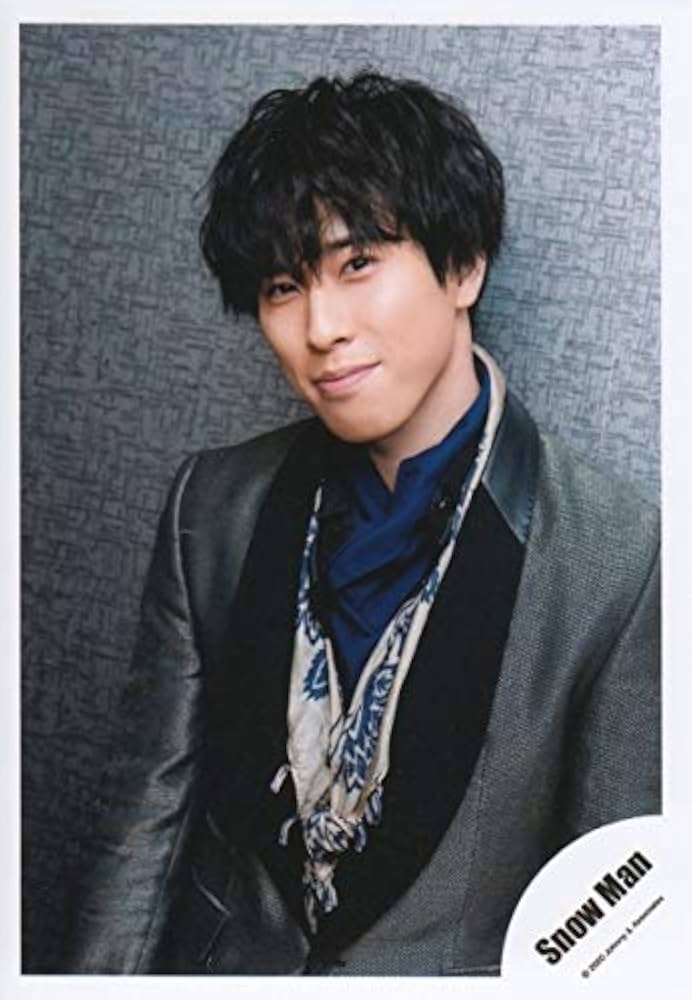 Amazon.co.jp: Snow Man 公式 生 写真（宮舘涼太）SM00438 : おもちゃ